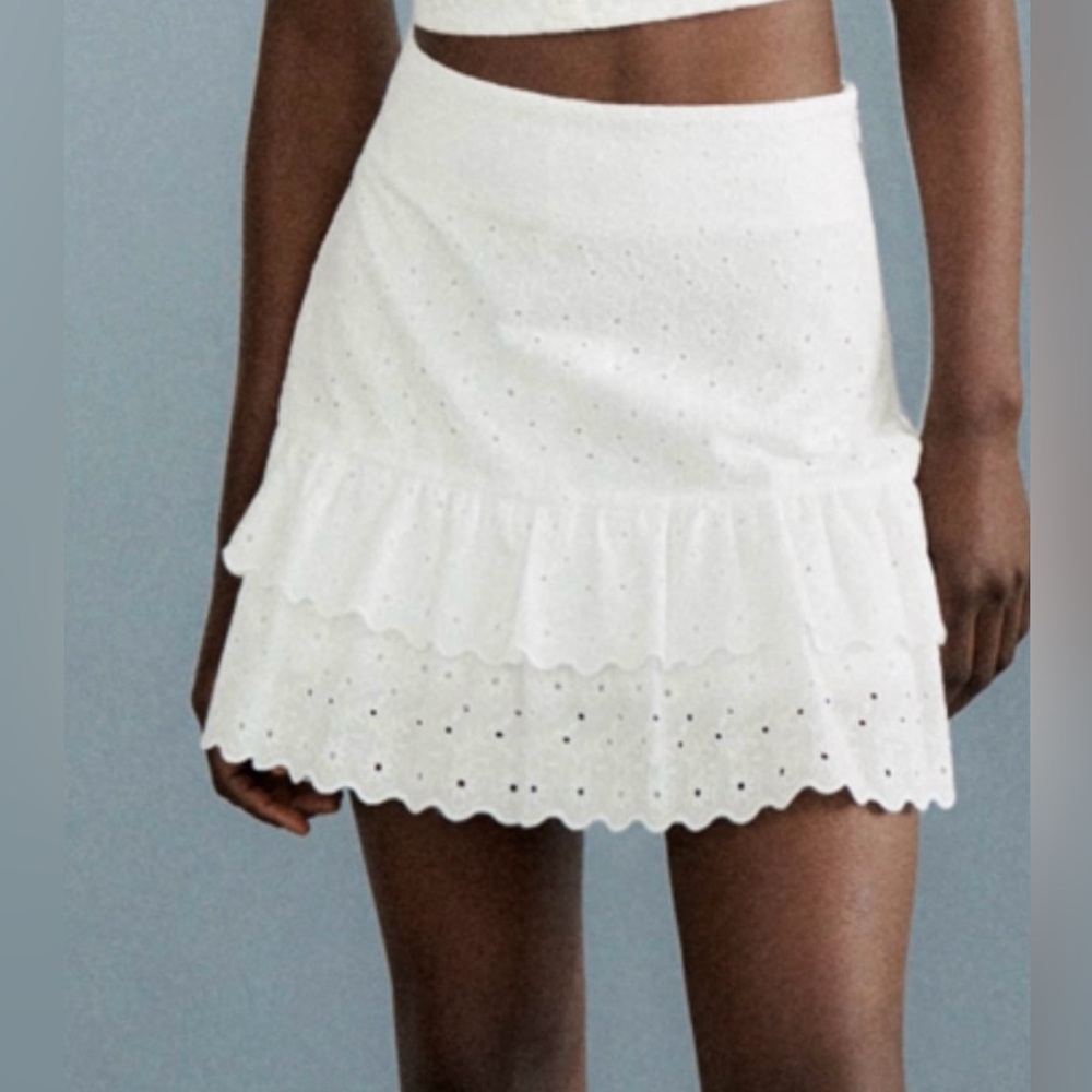 Zara White Eyelet Ruffle Skort